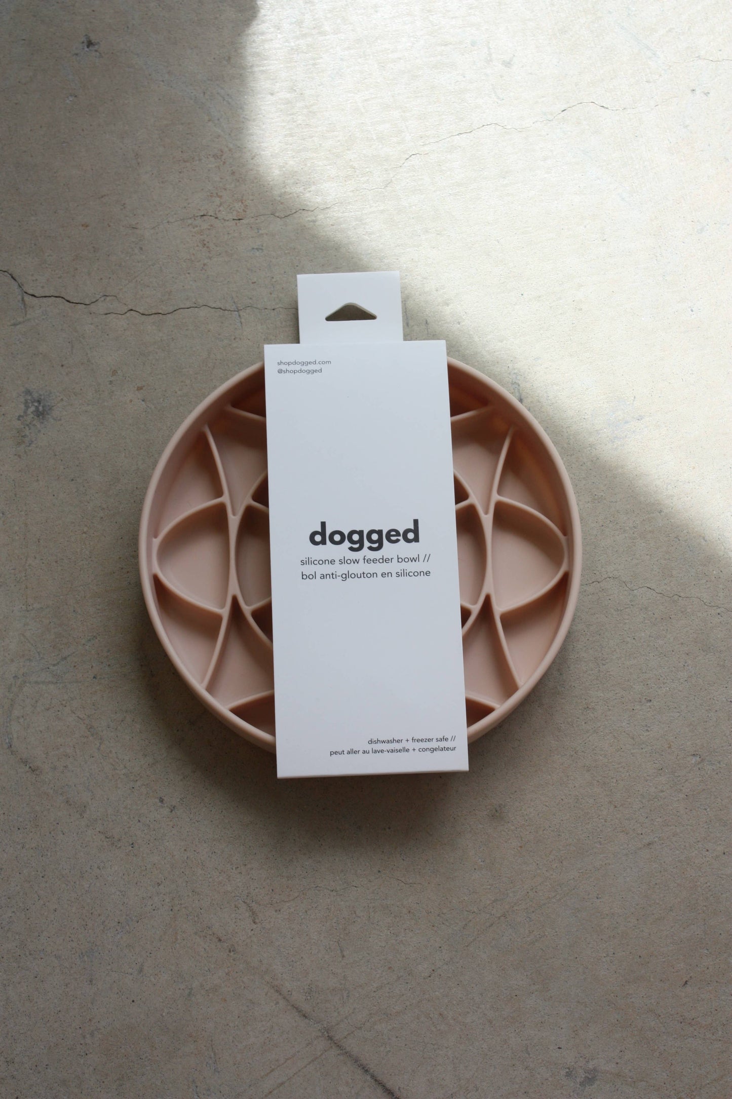 Circulo slow feeder bowl - rose water