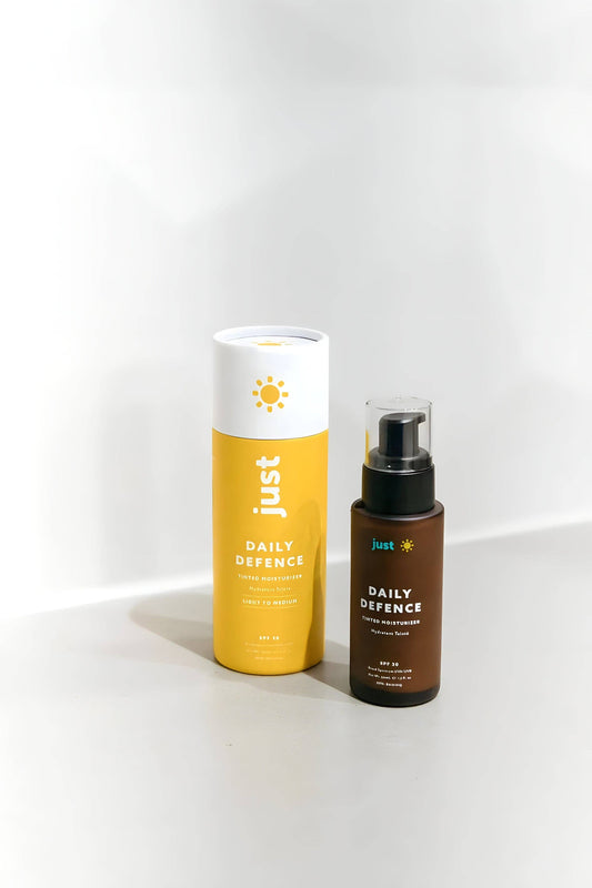 Daily Defence Tinted Moisturizer 30 SPF 50mL