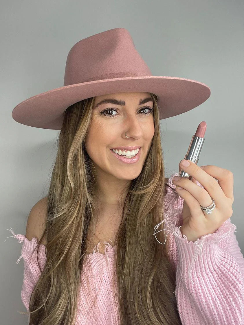 Lavish Lipstick